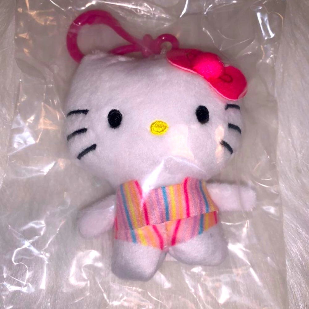 Hello kitty plush dangler
